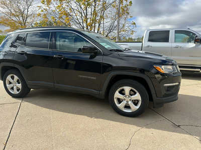 2017 Jeep Compass, $0. Photo 4