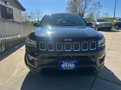 2017 Jeep Compass, $13900. Photo 6