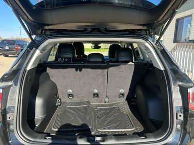 2017 Jeep Compass, $13900. Photo 9