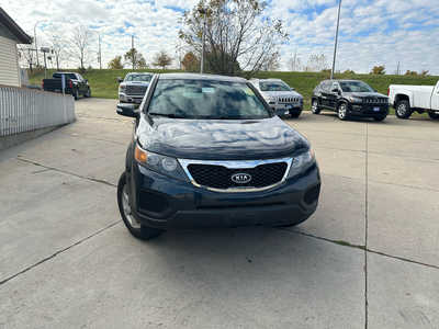 2013 Kia Sorento, $0. Photo 7