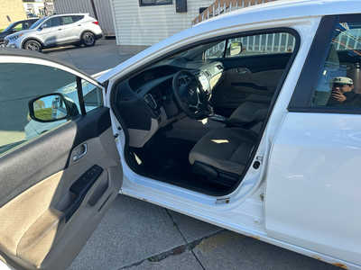 2013 Honda Civic, $0. Photo 5