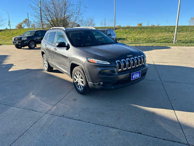 2015 Jeep Cherokee, $0. Photo 6