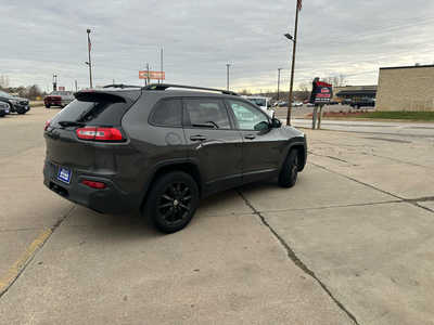 2014 Jeep Cherokee, $0. Photo 3