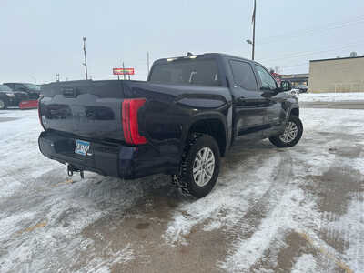 2023 Toyota Tundra Crew Cab, $38900. Photo 5
