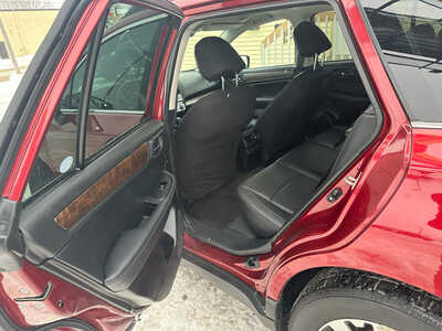 2017 Subaru Outback, $14900. Photo 10