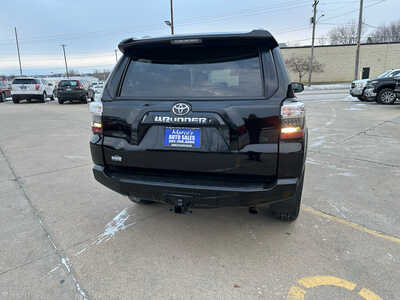 2014 Toyota 4Runner, $13490. Photo 3