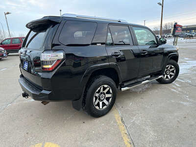 2014 Toyota 4Runner, $13490. Photo 4