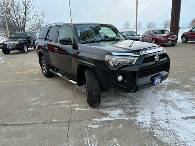 2014 Toyota 4Runner, $13490. Photo 6