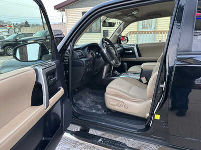 2014 Toyota 4Runner, $13490. Photo 8