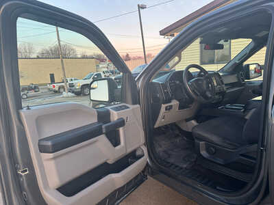 2018 Ford F150 Crew Cab, $18900. Photo 9