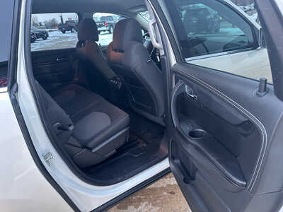 2015 Chevrolet Traverse, $13900. Photo 12
