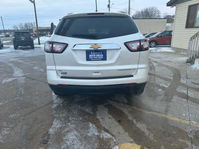 2015 Chevrolet Traverse, $13900. Photo 4