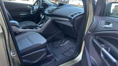 2013 Ford Escape, $7900. Photo 10