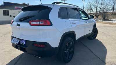 2016 Jeep Cherokee, $13190. Photo 4