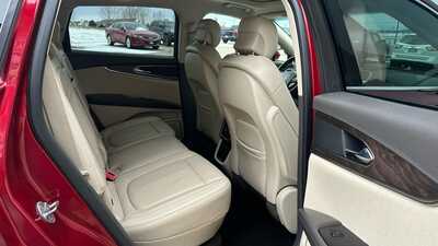 2016 Lincoln MKX, $13900. Photo 9