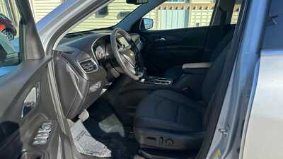 2018 Chevrolet Equinox, $12450. Photo 7