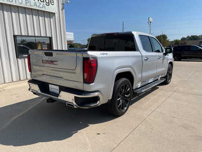 2021 GMC 1500 Crew Cab, $40989. Photo 4