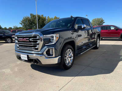 2021 GMC 1500 Crew Cab, $34930. Photo 2