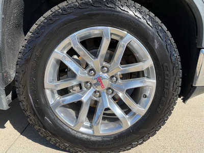 2021 GMC 1500 Crew Cab, $34930. Photo 10