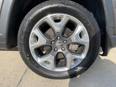 2021 Jeep Compass, $18472. Photo 10