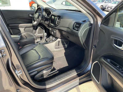 2021 Jeep Compass, $18472. Photo 11