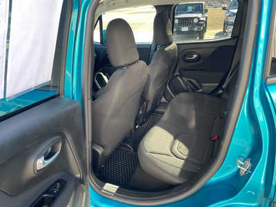 2021 Jeep Renegade, $20992. Photo 6