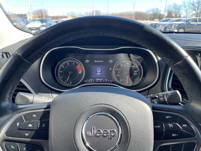 2020 Jeep Cherokee, $19480. Photo 7
