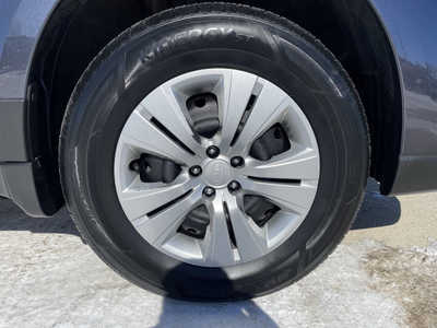 2013 Subaru Outback, $8494. Photo 10