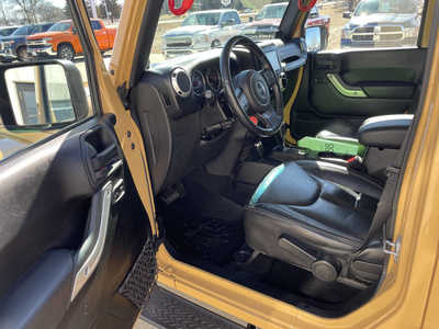 2014 Jeep Wrangler Unlimited, $17888. Photo 5