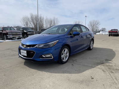 2018 Chevrolet Cruze, $8982. Photo 2