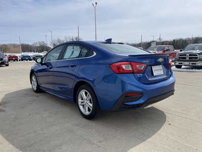 2018 Chevrolet Cruze, $8982. Photo 3