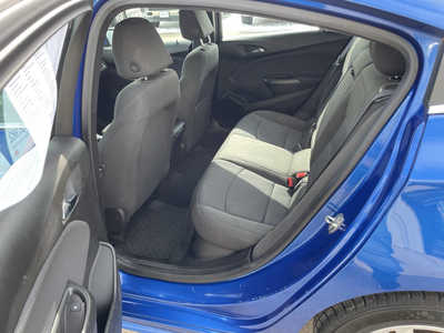 2018 Chevrolet Cruze, $8982. Photo 6