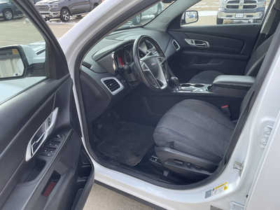 2017 GMC Terrain, $14897. Photo 5