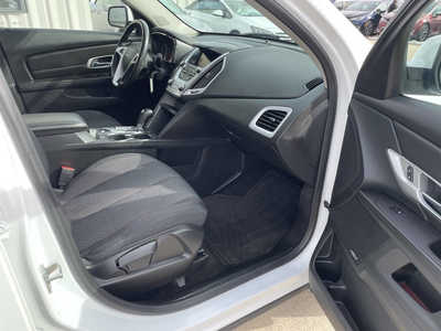 2017 GMC Terrain, $14897. Photo 11