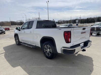 2022 GMC 1500 Ext Cab, $35493. Photo 3