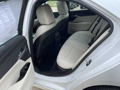 2021 Cadillac CT4, $28987. Photo 6