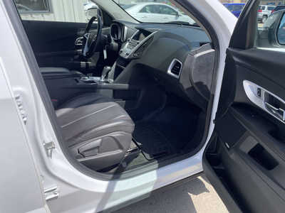 2017 Chevrolet Equinox, $11491. Photo 11