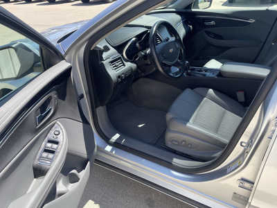 2014 Chevrolet Impala, $11897. Photo 5