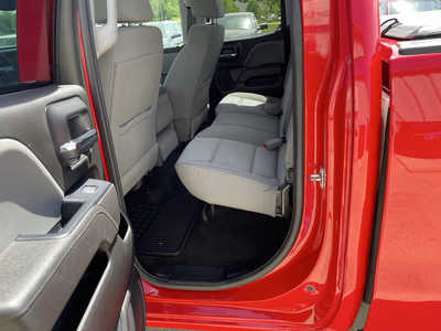 2017 Chevrolet 2500 Ext Cab, $26994. Photo 6