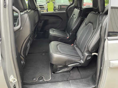2023 Chrysler Pacifica, $24986. Photo 6
