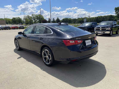 2023 Chevrolet Malibu, $18973. Photo 3
