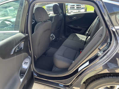 2023 Chevrolet Malibu, $18973. Photo 6