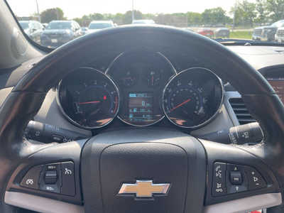 2014 Chevrolet Cruze, $8888. Photo 7
