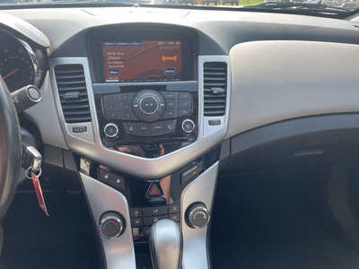 2014 Chevrolet Cruze, $8888. Photo 8