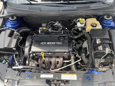 2012 Chevrolet Cruze, $6475. Photo 9