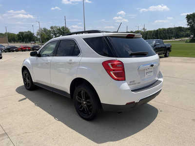 2017 Chevrolet Equinox, $11491. Photo 3