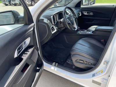 2017 Chevrolet Equinox, $11491. Photo 5