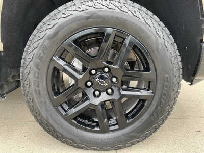 2022 Chevrolet 1500 Crew Cab, $41469. Photo 10