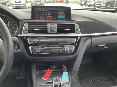 2017 BMW 3 Series, $16978. Photo 8