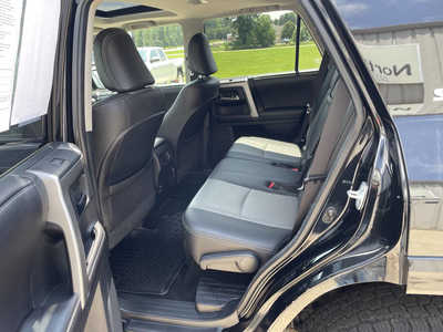 2016 Toyota 4Runner, $22473. Photo 6